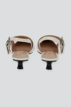 Tacón puntal kitten slingback hebilla