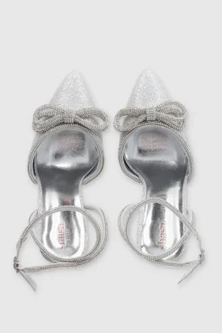 Tacón puntal moño brillos