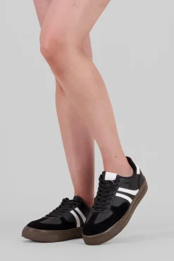 Tenis Basicos Cortes