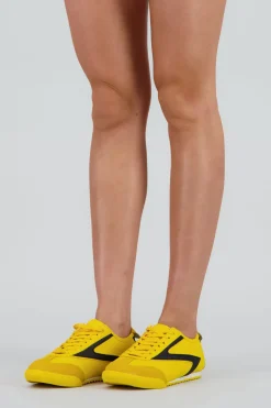 Tenis casual estilo retro