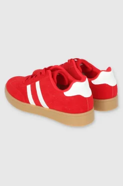 Tenis casual rayas punta suede