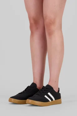 Tenis casual rayas punta suede