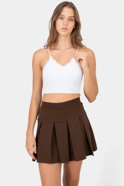 Top con copas y encaje