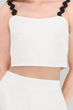 Top corto textura contraste