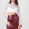 Top cropped de mesh liso