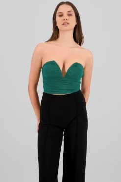 Top de mesh con escote y varilla