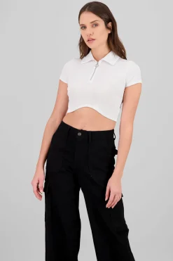 Top manga corta cuello detalle medio cierre