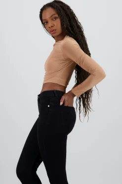 Top manga larga cuello redondo