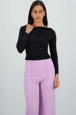 Top manga larga detalle pinzas licra tacto suave