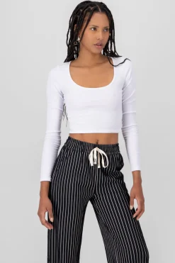 Top manga larga escote redondo