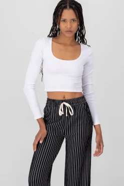 Top manga larga escote redondo