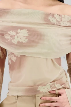 Top off shoulder de mesh con print
