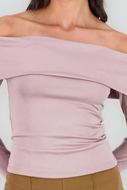 Top off shoulder manga larga liso
