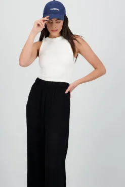 Top sin manga detalle seamless liso