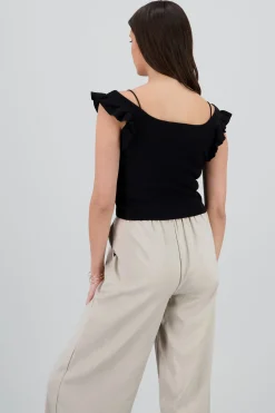 Top tejido detalle olanes