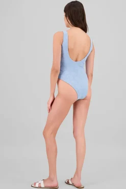 Traje de baño textura conchas