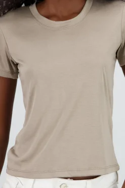 T-shirt manga corta cuello redondo