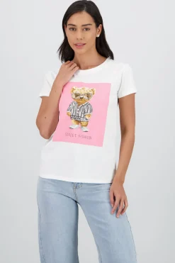 T-shirt oso detalle aplicacion