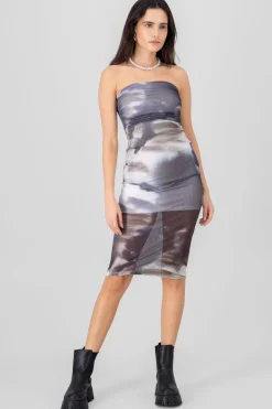 Vestido bodycon liso co textura