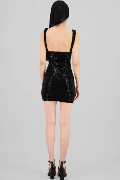 Vestido corto de lentejuelas