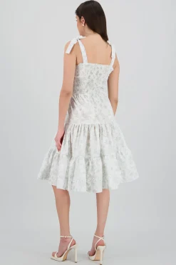 Vestido estampado flores olanes