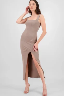 Vestido Maxi Acanalado Abertura