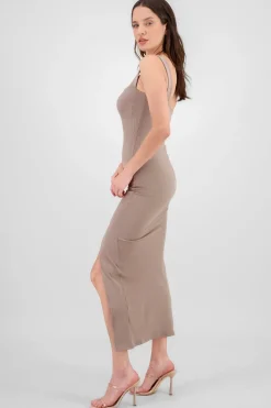 Vestido Maxi Acanalado Abertura