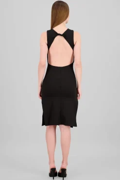 Vestido midi liso detalle espalda