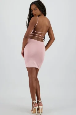 Vestido mini detalle espalda