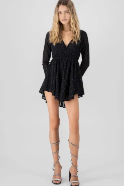 Vestido mini manga larga brillos