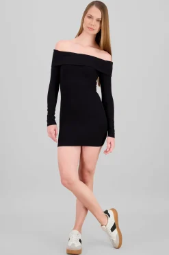 Vestido off shoulder liso