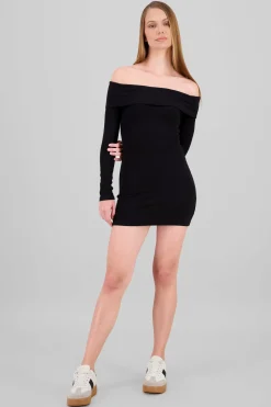 Vestido off shoulder liso