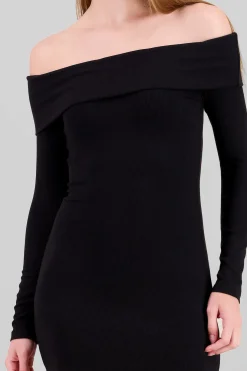 Vestido off shoulder liso